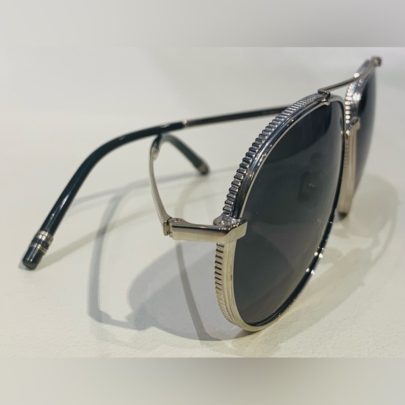 New Women’s Boucheron Sunglasses - Picture 9 of 10